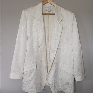 Women’s Textured Four Buttons Double Breasted Blazer